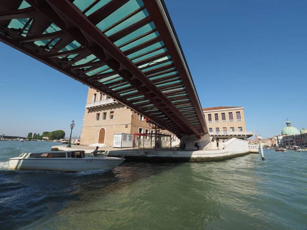 Ponte della Costituzione en Venecia — Foto de Stock