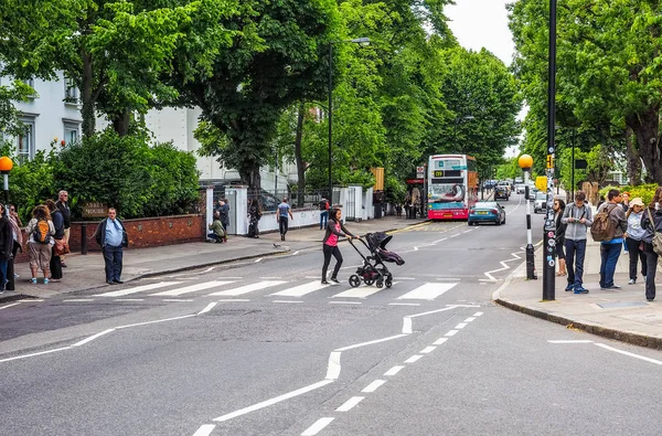 Abbey Road cruzamento em Londres (HDR ) — Fotografia de Stock