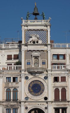 Venedik'te San Marco Saat Kulesi