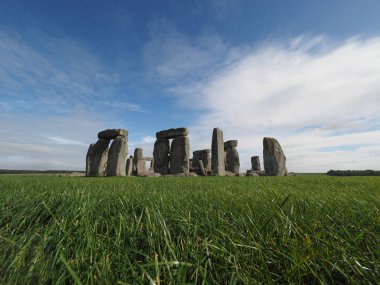 Wiltshire 'daki Stonehenge anıtı