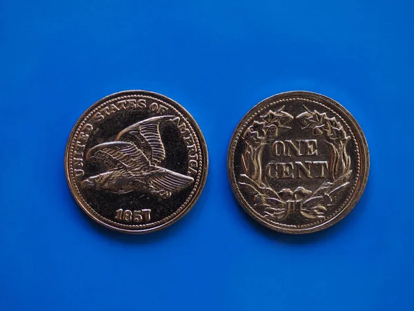 Один цент 1857 года над синим — стоковое фото
