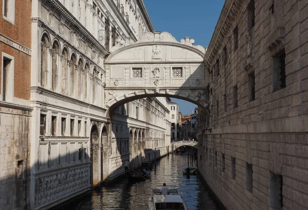 Seufzerbrücke in Venedig — Stockfoto