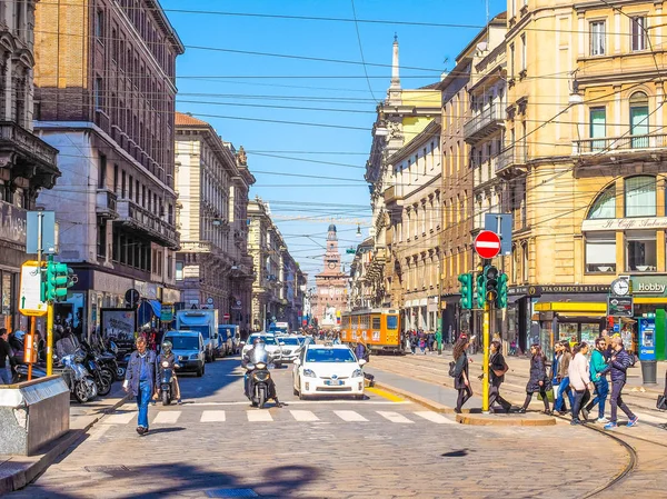 Via Torino em Milão (HDR ) — Fotografia de Stock