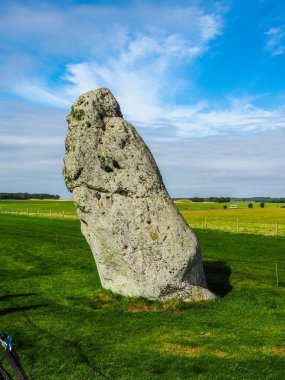 HDR Stonehenge anıt Wiltshire'deki/daki oteller