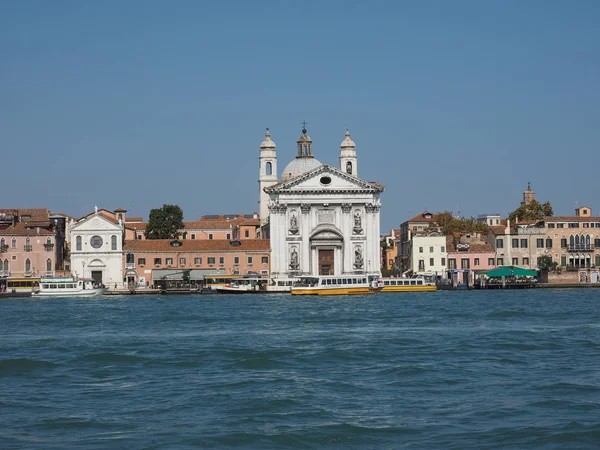 Giudecca κανάλι στη Βενετία — Φωτογραφία Αρχείου