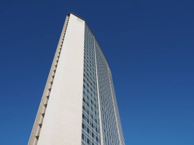 Torre Pirelli en Milán
