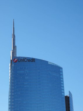 Milan kulede Unicredit