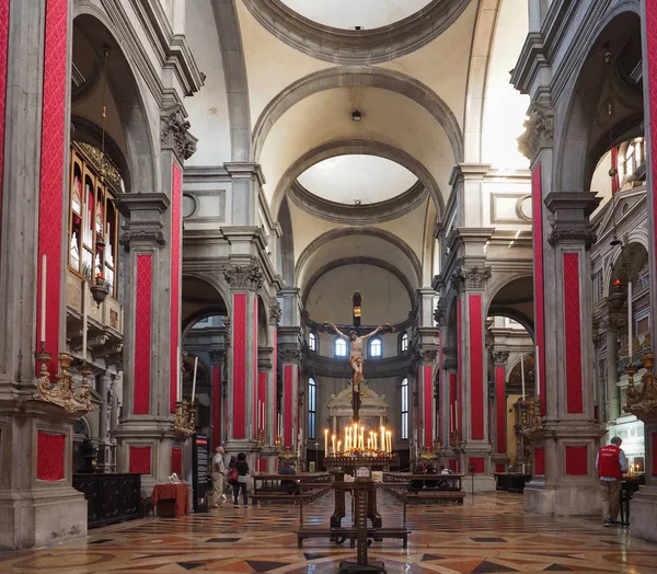 ヴェネツィアのサン ・ サルバドル教会 — ストック写真