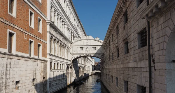 Seufzerbrücke in Venedig — Stockfoto