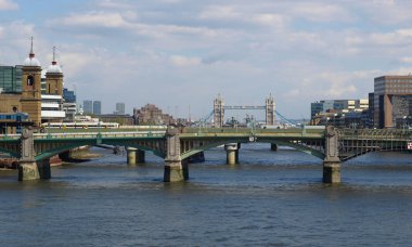 Londra 'da Thames Nehri