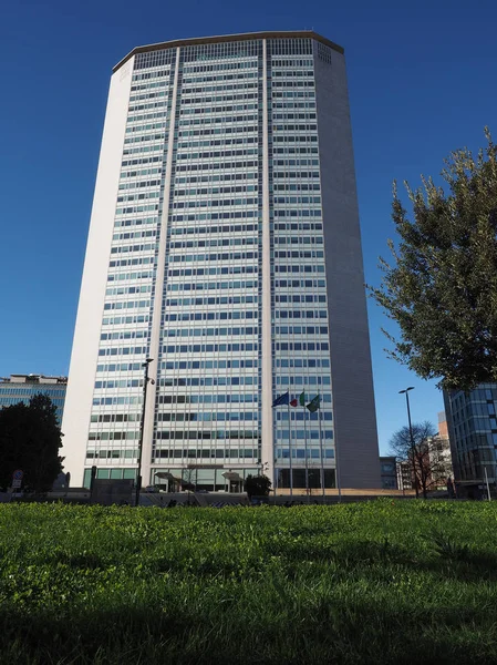 Pirelli Tower in Milan — Stock Photo, Image