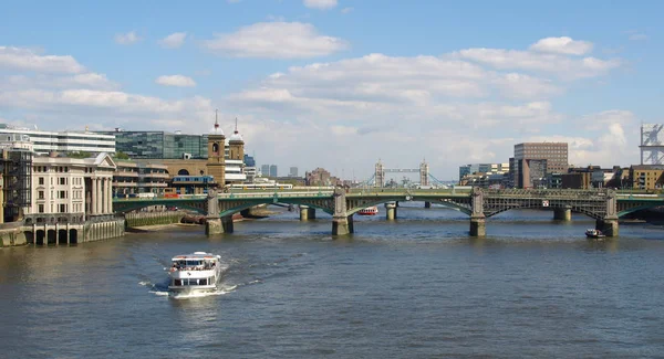 Floden Thames i London — Stockfoto