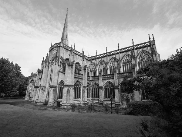 St mary redcliffe in bristol in schwarz und weiß — Stockfoto