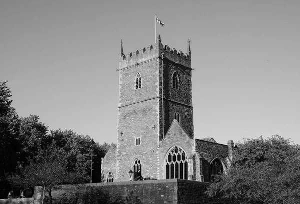 Siyah beyaz Bristol Kilisesi St Peter mahvetti — Stok fotoğraf