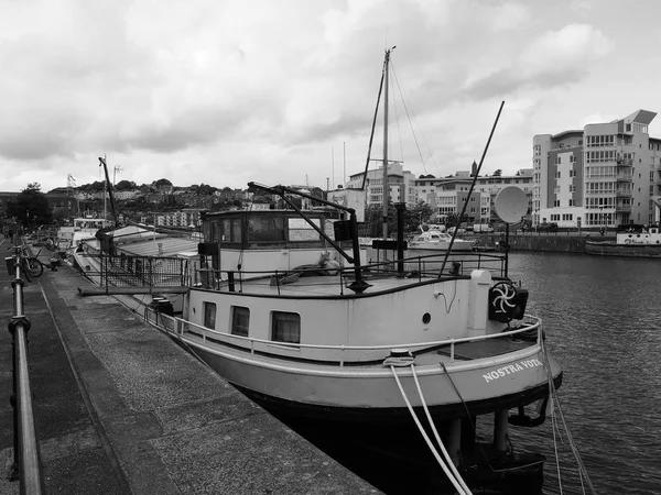 Borstol harbour in borstol in schwarz und weiß — Stockfoto