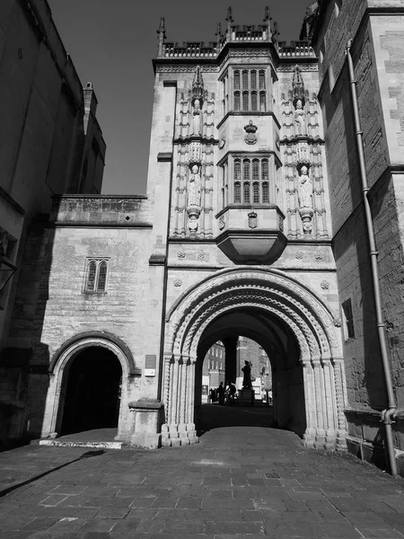 Gran Gatehouse (Abbey Gatehouse) en Bristol en blanco y negro — Foto de Stock