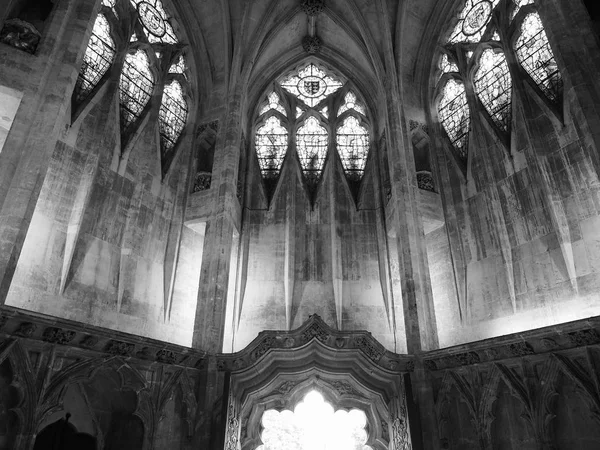 St Mary Redcliffe в Брістолі в чорному та білому — стокове фото