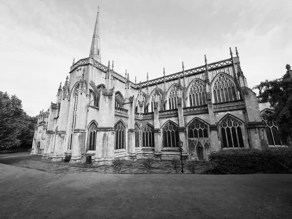 St Mary Redcliffe in Bristol in zwart-wit — Stockfoto