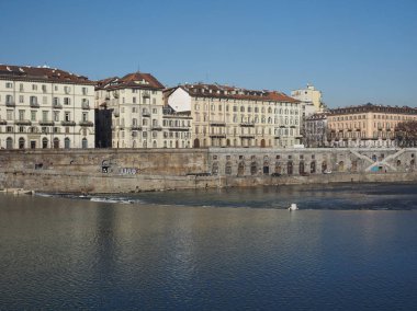 Torino'da nehir Po