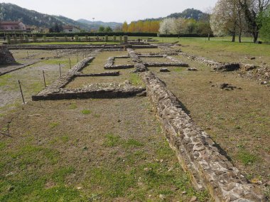 Kalıntıları Industria Monteu Da po