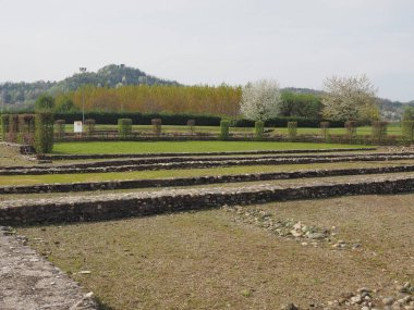 Kalıntıları Industria Monteu Da po