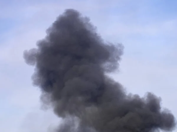 Zwarte rook kolom — Stockfoto