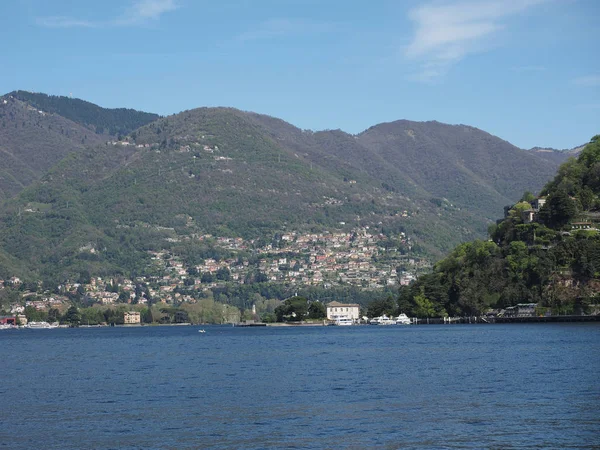 Vista do lago como — Fotografia de Stock