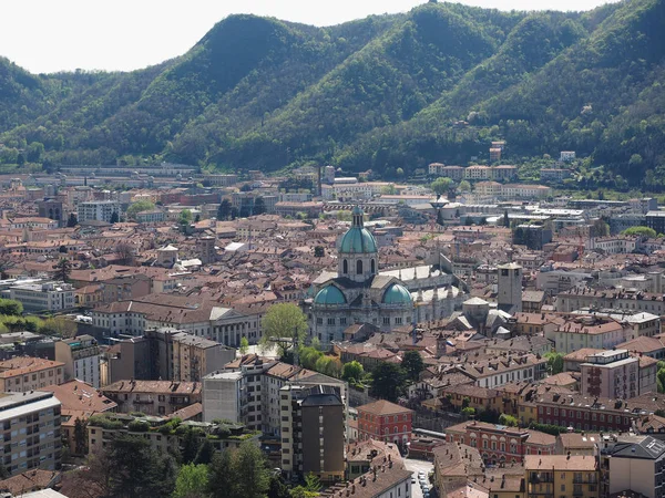 Letecký pohled na Como, Itálie — Stock fotografie