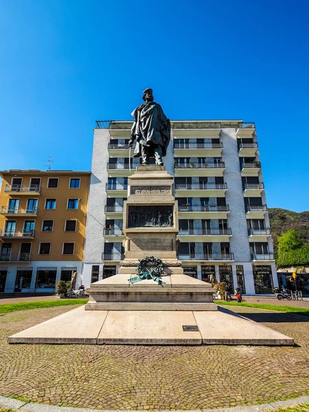 Garibaldi monument in Como (HDR) — Stock Photo, Image