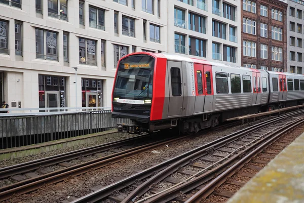 S-Bahn (S-trein) in Hamburg — Stockfoto