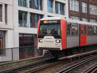 Hamburg'da S Bahn (S tren)