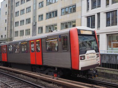 Hamburg'da S Bahn (S tren)
