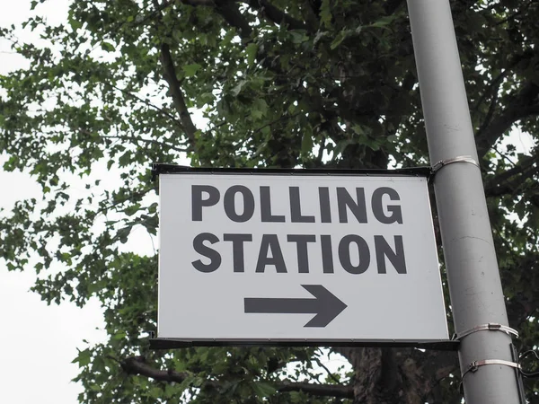 Posto de votação em Londres — Fotografia de Stock