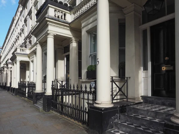 露台的房子在伦敦 — 图库照片