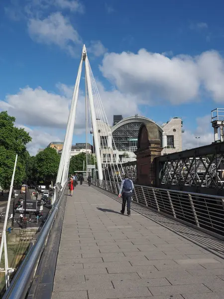 Jubiläumsbrücke in London — Stockfoto