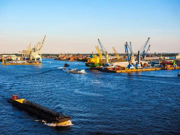 Puerto de Hamburgo en Hamburgo hdr — Foto de Stock