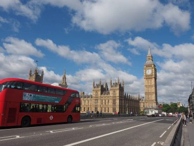Londra 'daki parlamento binaları