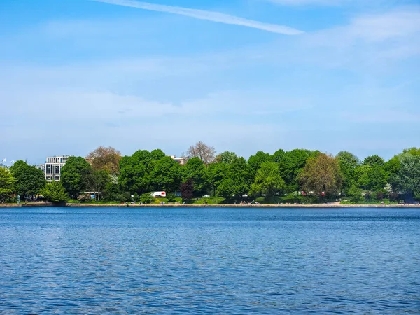 Binnenalster (Inre Alster sjö) i Hamburg hdr — Stockfoto