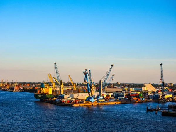 Hafen hamburg in hamburg hdr — Stockfoto