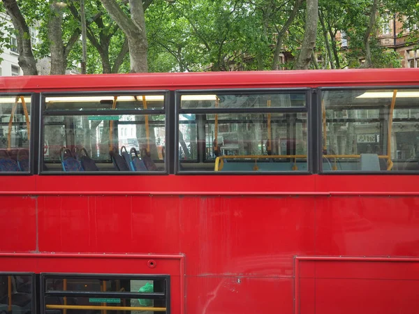 Londra'nın kırmızı otobüs