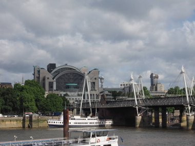 Londra'daki Charing cross