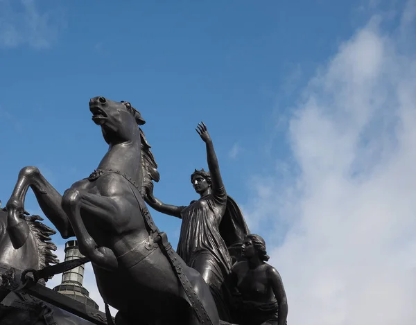 在伦敦的博阿迪西亚纪念碑 — 图库照片