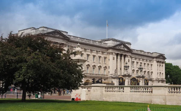 Londra 'daki Buckingham Sarayı
