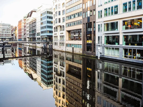 Canal Bleichenfleet en Hamburgo hdr — Foto de Stock