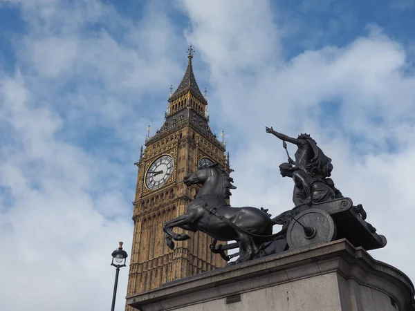在伦敦的博阿迪西亚纪念碑 — 图库照片