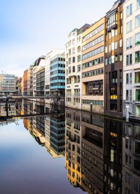 Bleichenfleet kanal Hamburg HDR