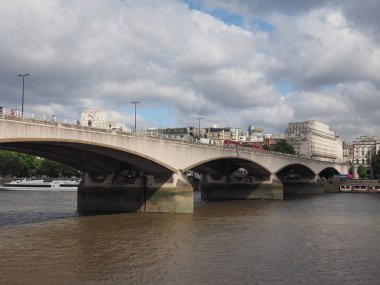 Londra 'da Thames Nehri