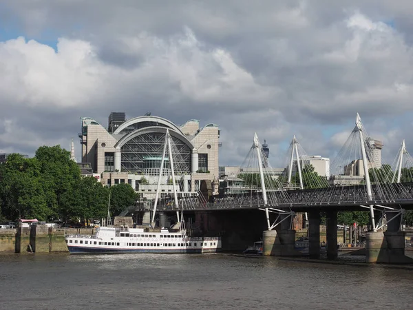 Charing cross v Londýně — Stock fotografie