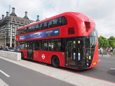 Londra'nın kırmızı otobüs