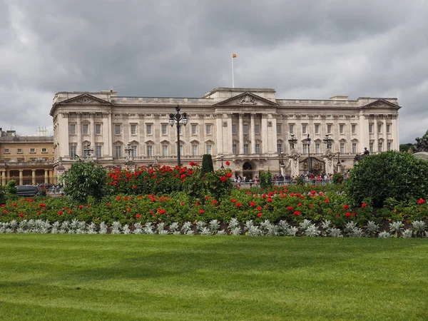 Palacio de Buckingham en Londres — Foto de Stock